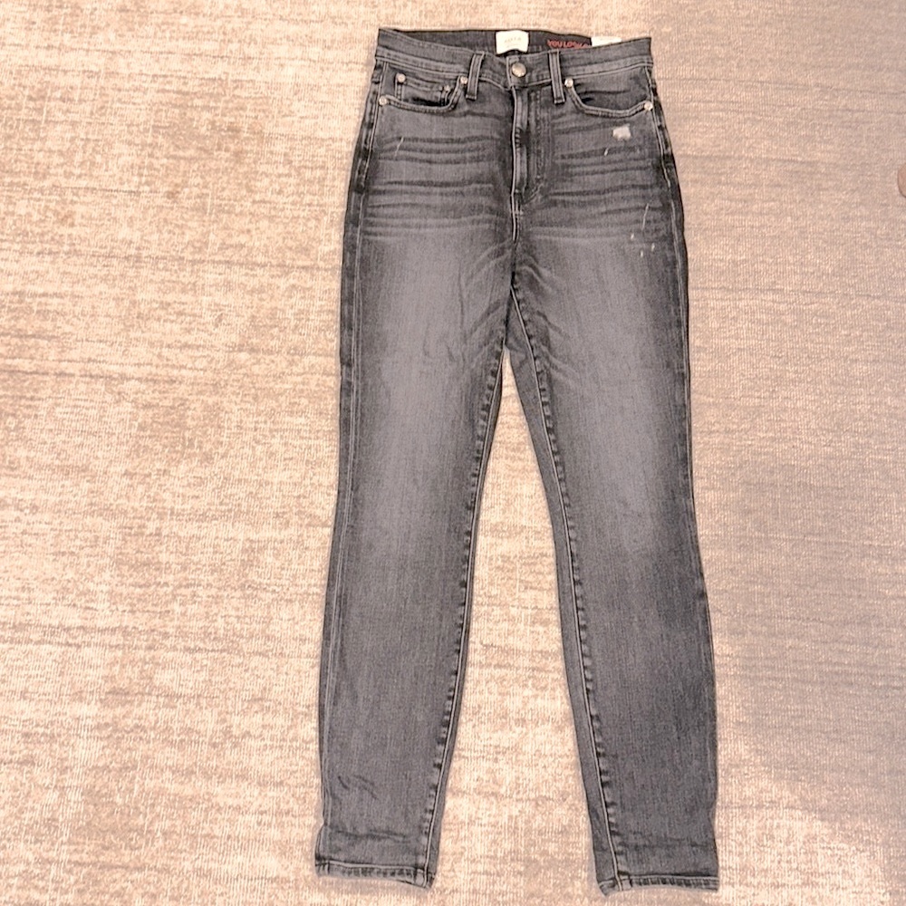Alice + Olivia AO.LA good high rise grey wash denim skinny jeans size 27.